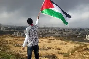 آیا فلسطینی‌ها زمین‌های خود را به صهیونیست‌ها فروختند؟