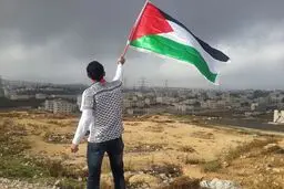 آیا فلسطینی‌ها زمین‌های خود را به صهیونیست‌ها فروختند؟
