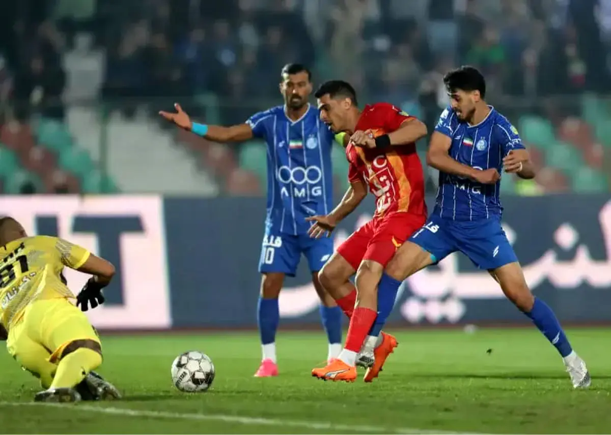 پیروزی استقلال مقابل فولاد با گل سحرخیزان