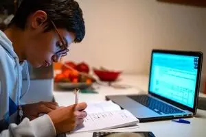امتحانات دانش آموزان هفتم تا دهم تهران مجازی است