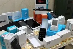 واردات ۱.۷ میلیارد دلار گوشی تلفن همراه در ۱۰ ماه