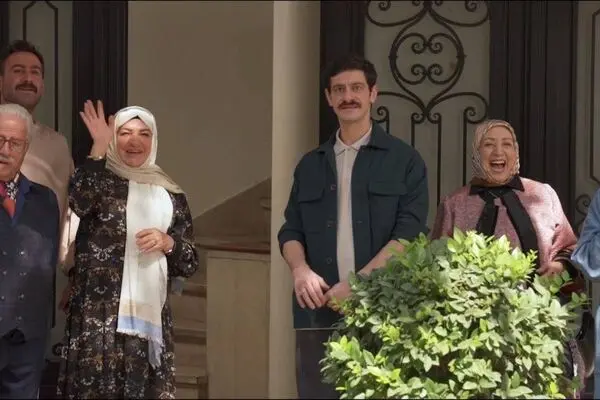 پخش «شیش‌ماهه» مهران مدیری امشب از شبکه سه سیما