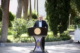 دولت سیزدهم چند لایحه به مجلس داد؟