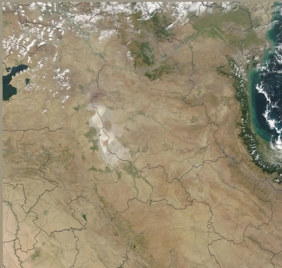 دریاچه ارومیه به طور کامل محو شد 