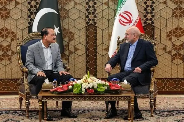 قالیباف: از حقوق ملت و کشورمان عدول نمی‌کنیم/ آمریکا صداقت ندارد