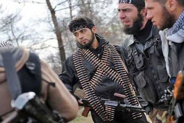اسپوتنیک؛ توافق جدید سرویس‌های اطلاعاتی غرب با داعش علیه سوریه
