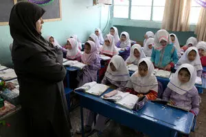 تامین معلم در دقیقه‌ی نود
