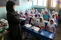 احکام رتبه‌بندی ۱۲۶هزار معلم بازنشسته صادر شد 