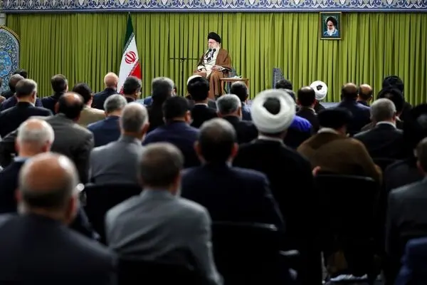 معلمان با رهبر معظم انقلاب دیدار می‌کنند