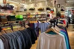   رشد ۱۸۱ درصدی واردات پوشاک 