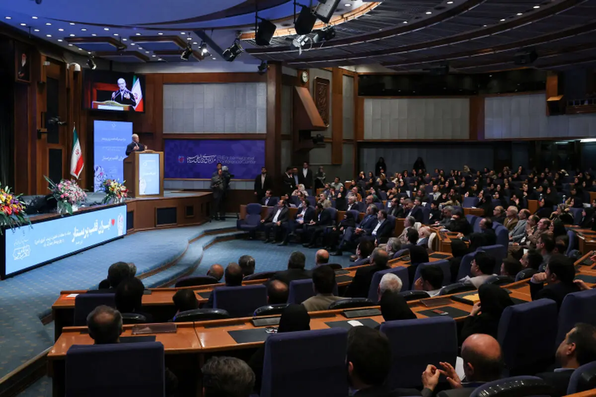 پزشکیان: پرستاران در خط مقدم خدمت‌اند و شایسته جبران عادلانه هستند