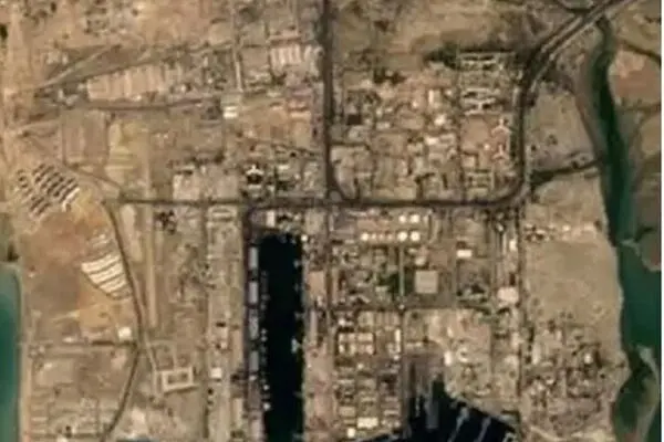مدیرکل بنادر هرمزگان تصاویر خالی بودن اسکله‌های بندر شهید رجایی را تکذیب کرد