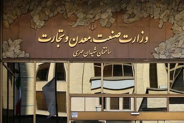 انتقاد وزارت صمت از حذف شرط سپرده در پیش‌فروش خودرو | تقاضای کاذب ۶ میلیونی یا نیاز واقعی؟