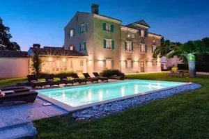 جاذبه‌های تاریخی شهریار