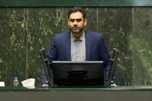 ثابتی: چرا علی انصاری با اتهامات سنگین فساد اقتصادی همچنان آزاد است؟