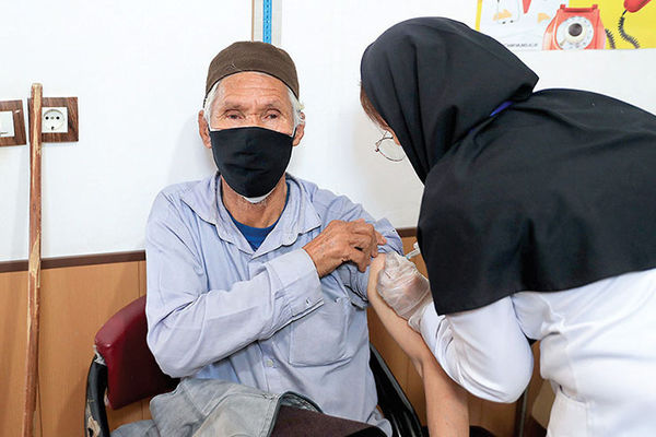 واکسیناسیون بیش از یک میلیون مهاجر افغانستانی در ایران