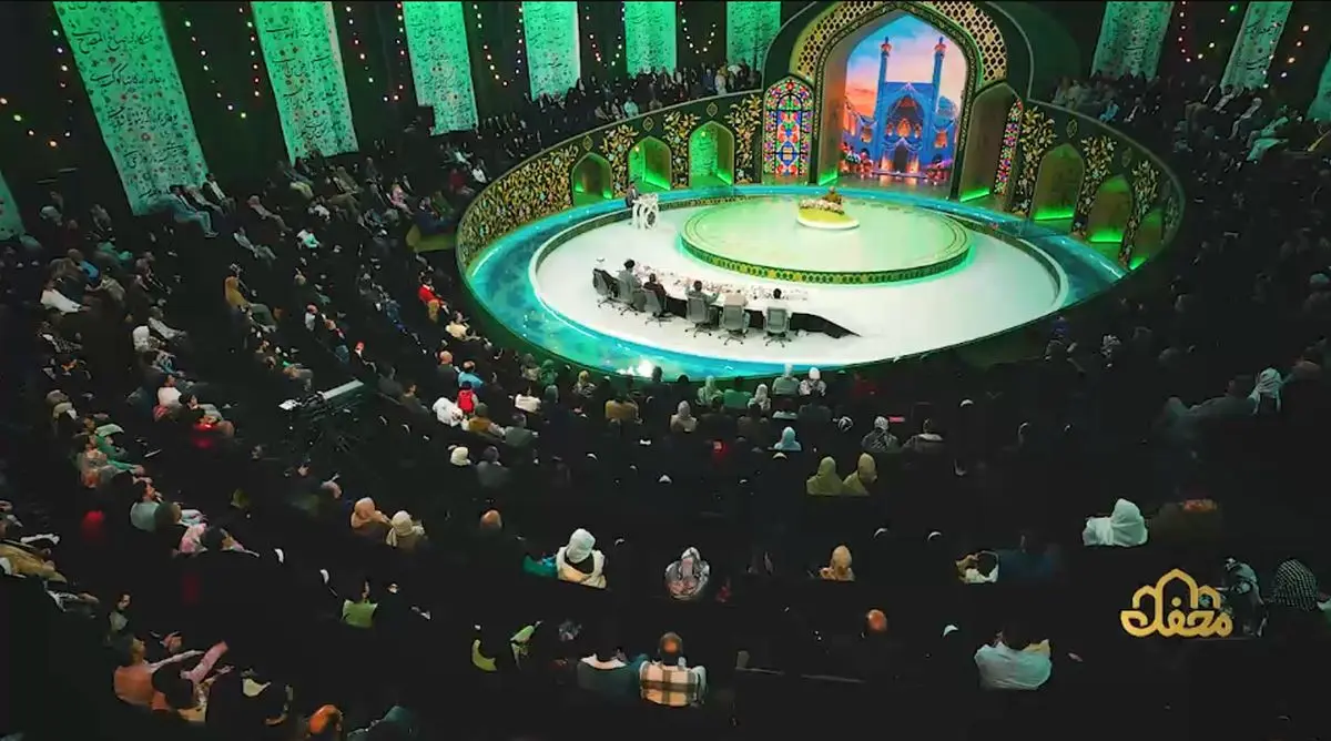پخش برنامه «محفل» همزمان با دهه ولایت از شبکه سه سیما