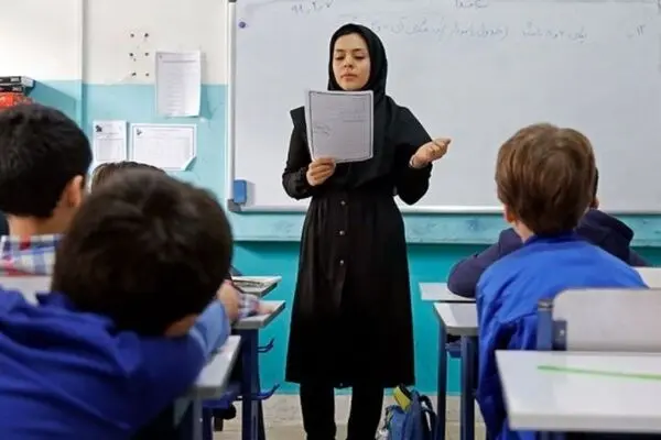 دریافت پاداش پایان خدمت معلمان پس از ۳۰ سال خدمت