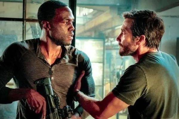 پخش فیلم اکشن «آمبولانس» از شبکه نمایش