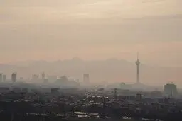 تداوم پایداری جو و اوج‌گیری آلودگی هوای تهران تا فردا