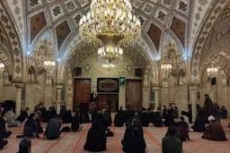 فیلم: عزاداری فاطمیون در جوار ضریح حضرت رقیه(س)