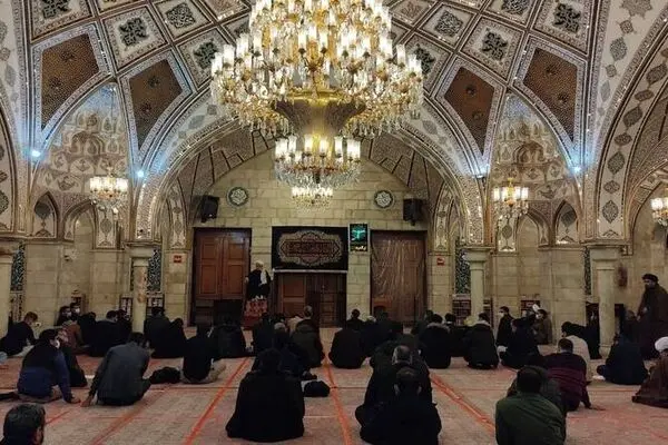فیلم: عزاداری فاطمیون در جوار ضریح حضرت رقیه(س)
