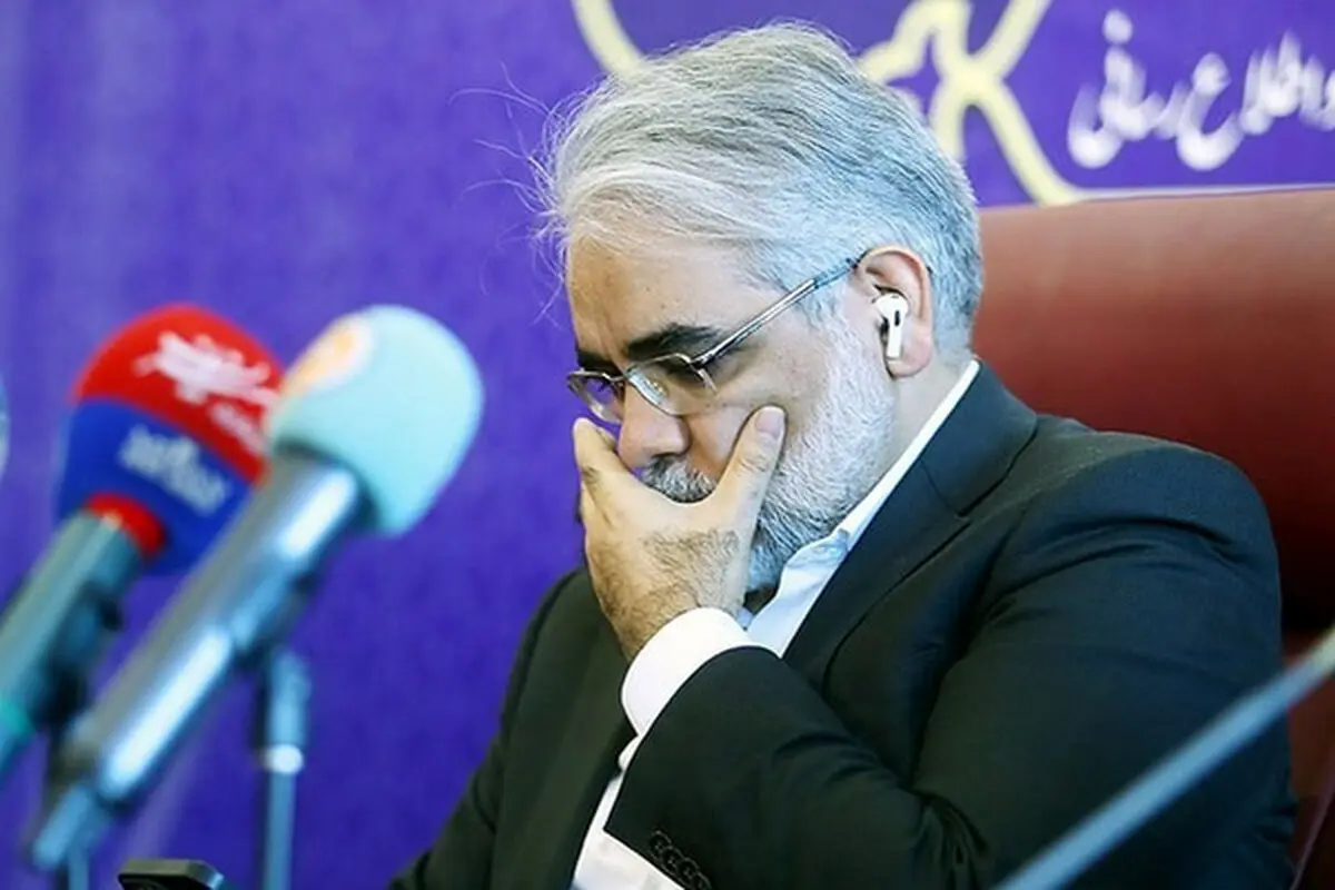 قربان‌زاده از سازمان خصوصی‌سازی رفت