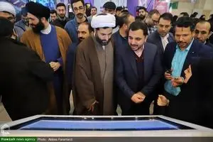 جای کتاب قانون روی طاقچه نیست