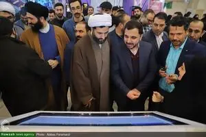 جای کتاب قانون روی طاقچه نیست