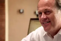 آرت اولویر، تهیه‌کننده و سیاستمدار امریکایی مهمان امشب برنامه راز