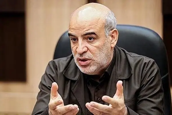شاکری: بسیاری از مجوز‌های کسب و کار زائد است