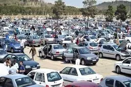 گرانی دلار بازار خودرو را تکان داد 