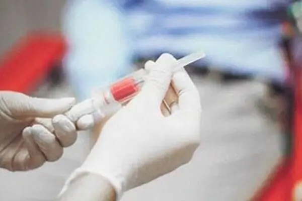 آزمایشات خون را در منزل و با خیالی آسوده انجام دهید