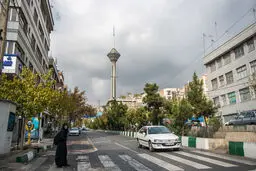 دمای هوای تهران کاهشی می‌شود