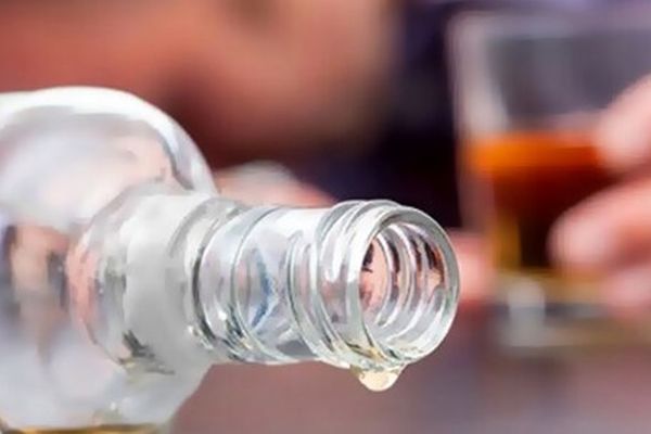 شمار مسمومان الکل در البرز به ۱۴۱ نفر رسید 