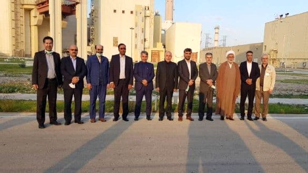 بازدید اعضای کمیسیون انرژی مجلس از نیروگاه اتمی بوشهر
