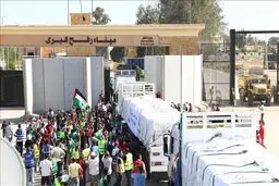 گذرگاه رفح باز و اولین کمک‌های بشردوستانه وارد غزه شد