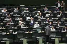 حمایت همراه با مجازات از افشاگران فساد