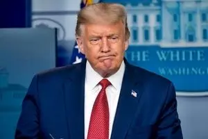 ترامپ: خاورمیانه را نابود کردیم و میلیون‌ها نفر را کشتیم