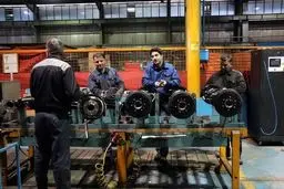 بررسی آثار حداقل دستمزد بر معیشت کارگران و بنگاه‌ها؛ هشدار درباره گسترش بازار کار غیررسمی