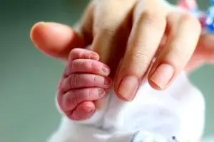 شارژ حساب خانوارهای دارای مادر باردار و فرزند شیرخوار از امروز آغاز شد