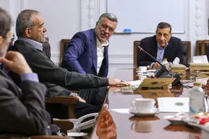 پزشکیان: با منابع فعلی هم می‌توان خدمات درمانی باکیفیت‌تری ارائه کرد