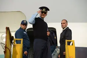 کسی راه قهرمان دست‌نیافتنی را نمی‌رود