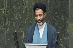 قیمت خودروی خارجی در ایران ۸ برابر قیمت واقعی است
