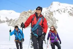 پخش فیلم سینمایی تب قله از قاب شبکه نمایش