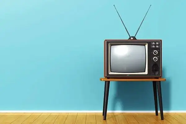 پخش فیلم سینمایی «خیانت» از شبکه نمایش