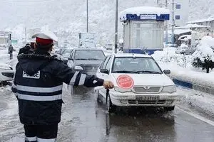 خودروهای فاقد زنجیرچرخ در طرح زمستانه پلیس توقیف می‌شوند