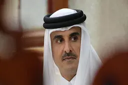 
دعوت رسمی امیر قطر از رئیس شورای حاکمیتی سودان برای سفر به دوحه
