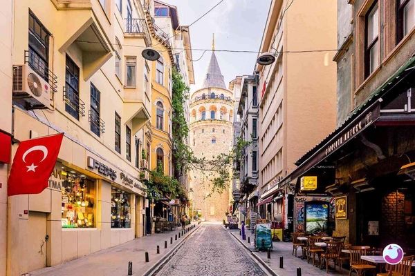 کاهش هزینه های سفر به ترکیه با تور استانبول نهال گشت