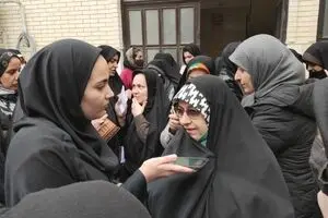 فقط نصیحت های مادرانه